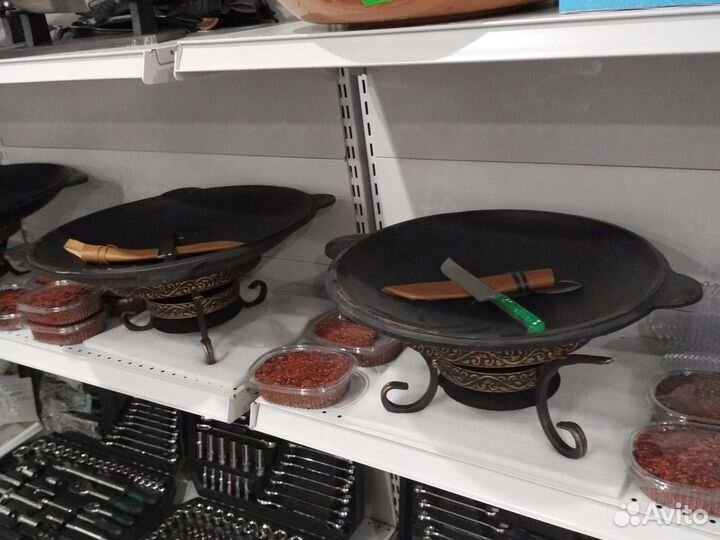 Садж чугунный с подставкой