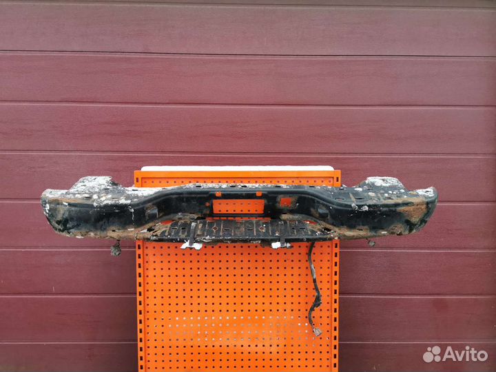 Бампер задний Cadillac escalade