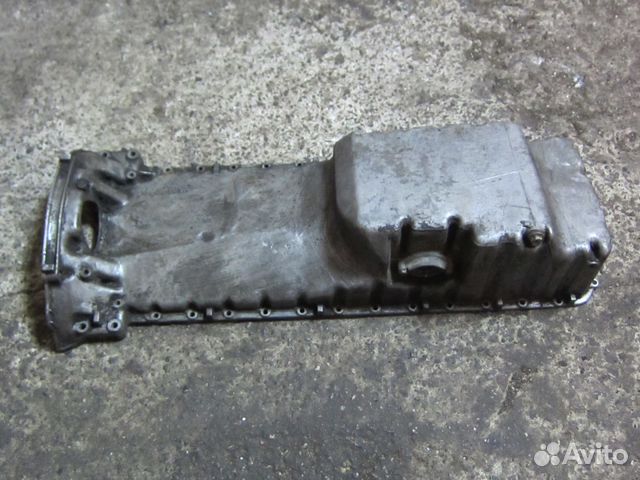 Mercedes W104 мподдон двигателя и другое б\у