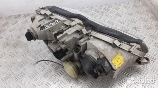 Фара левая mercedes benz C-class W203 (8SE15MR01)