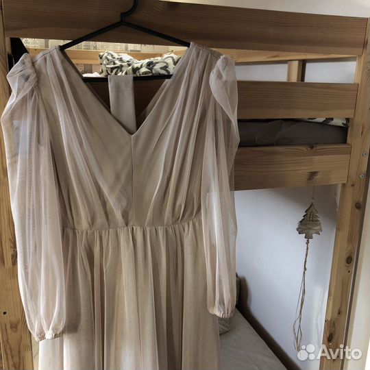 Платье праздничное