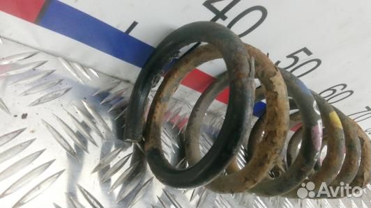 Пружина задняя hyundai sonata 5 (NF) (UEA08LY02)