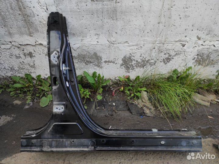 Стойка кузова средняя правая Toyota Camry ACV40