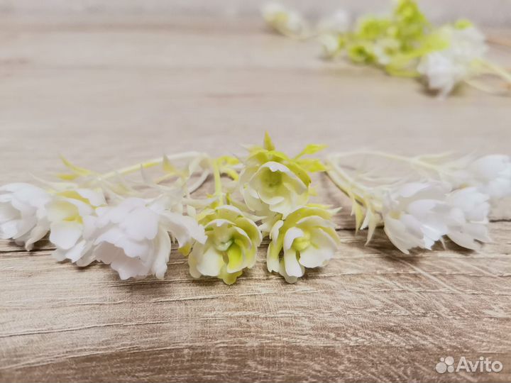 Искусственная зелень для букетов