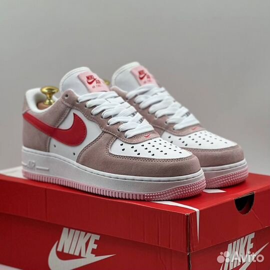 Кроссовки Nike Air Force 1 Low '07 QS 'Valentine’s