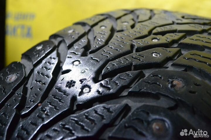 Nokian Tyres Hakkapeliitta 9 SUV 215/65 R17