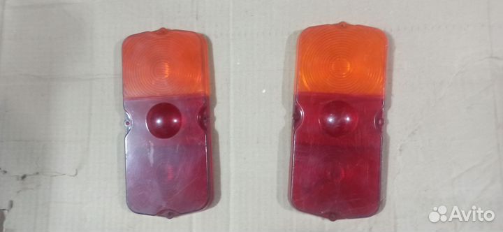 Плафоны задних стоп сигналов и поворотов