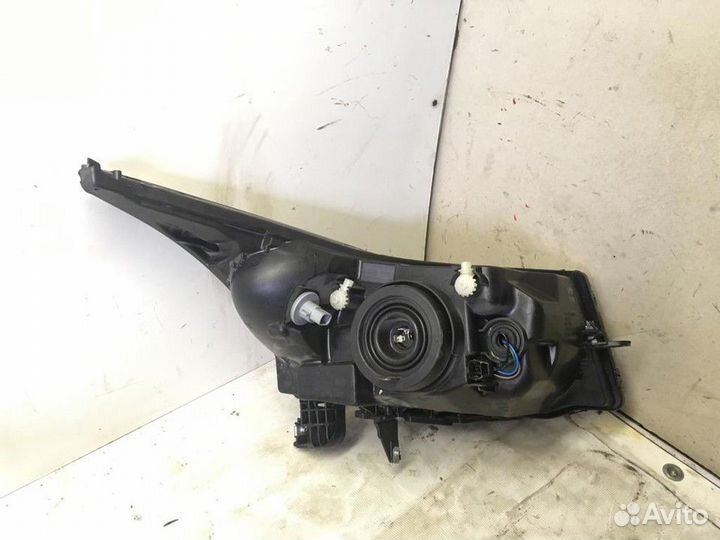 Фара левая Chevrolet Cruze