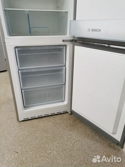 Холодильник Bosch с гарантией