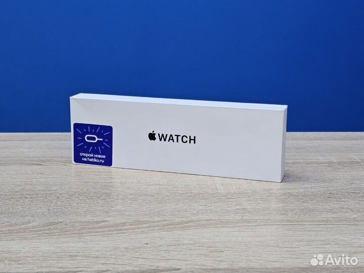 Apple Watch SE 2023 40mm Aluminum Case with Sport