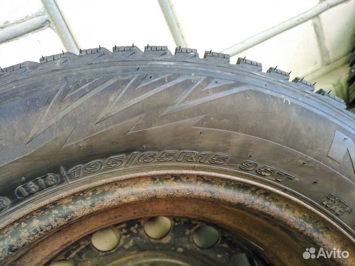 Продаю резину с дисками