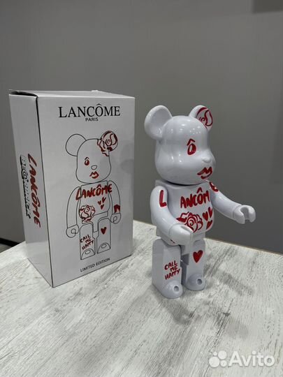 Игрушка bearbrick Lancôme Paris