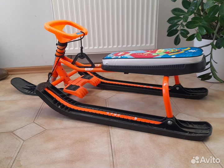 Детский снегокат для детей 3-5 лет