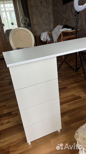 Маникюрный стол бу