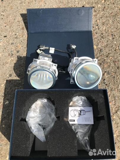 Би ксеноновые линзы оригинал Санта Фэ 2017г.в