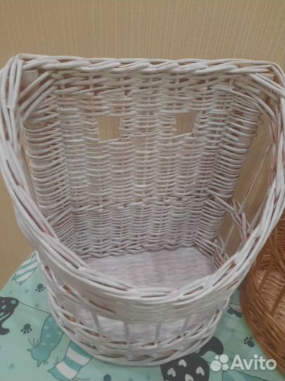 Корзина настенная плетеная