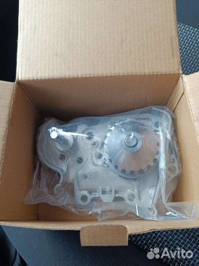 Водяная помпа Рено Логан