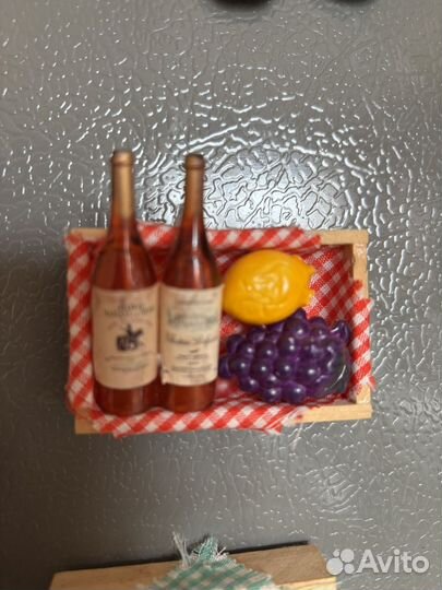 Магниты на холодильник