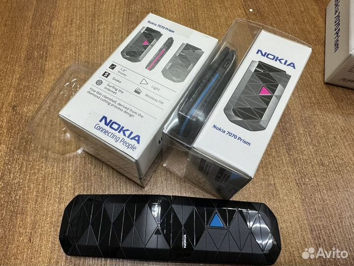 Nokia 7070 Prism