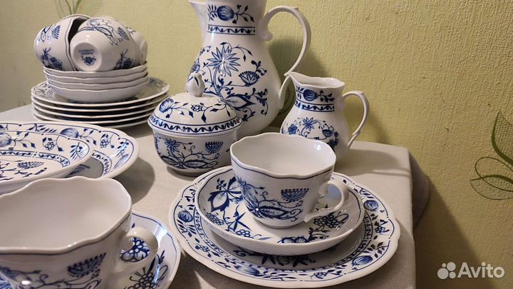 Чайный сервиз (Zwiebelmuster)