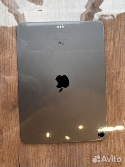 iPad air 4 2020 (+ чехол-клавиатура с трекпадом)