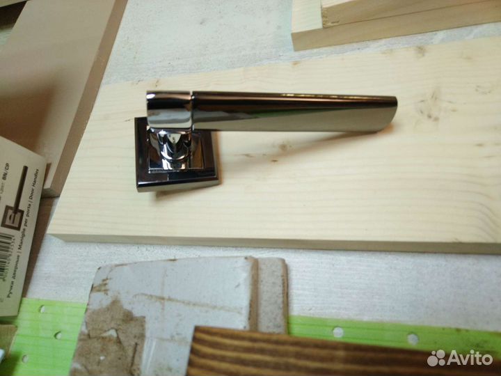 Дверные ручки межкомнатные новые