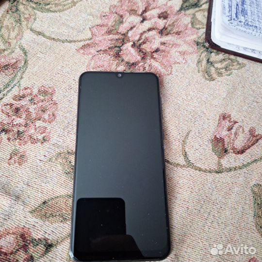Samsung Galaxy A50, 4/64 ГБ