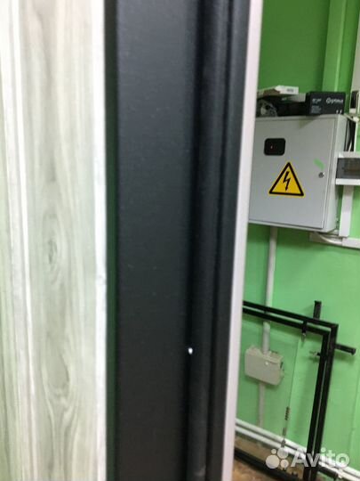 Дверь входная металлическая