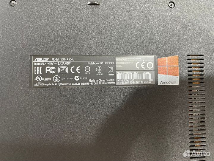 Ноутбук Asus X554L
