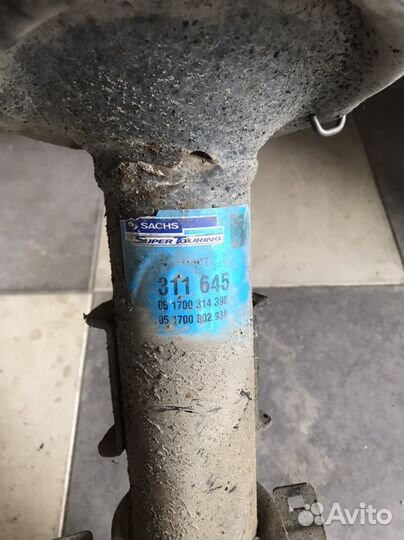 Стойки mercedes vito задние