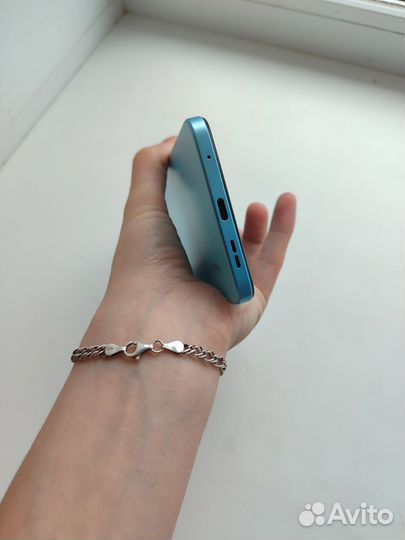 Xiaomi 12, 8/256 ГБ