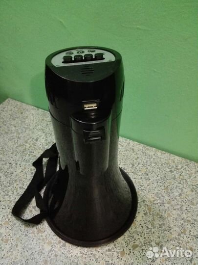 Мегафон ручной 15 Вт MG-206RUL/b черный