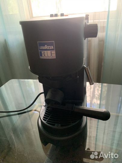 Кофемашина lavazza blue