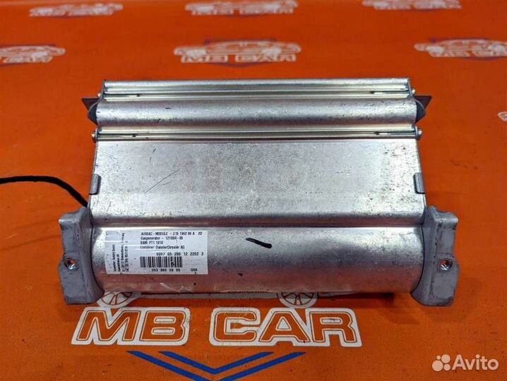 Подушка безопасности пасажирская w203 C-class 2