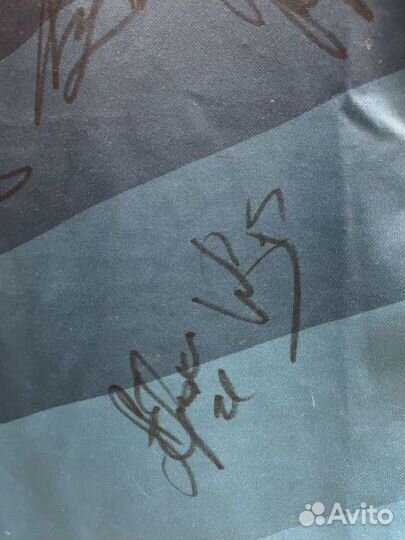 Джерси, автографы фк Зенит: Дзюба (Ловрен), Халк