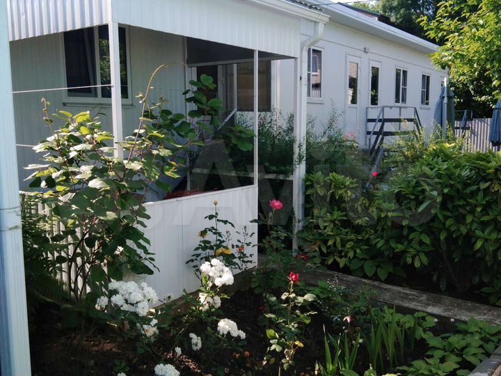 Комната 20 м² в 2-к., 1/2 эт.