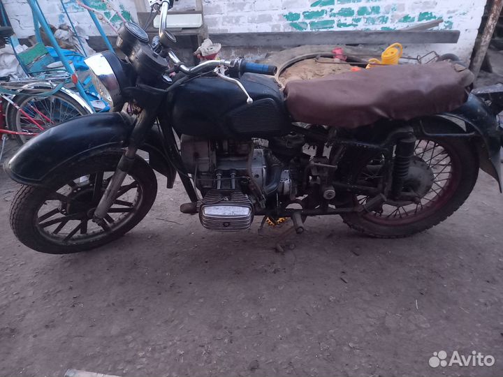 Продам мотоцикл днепр