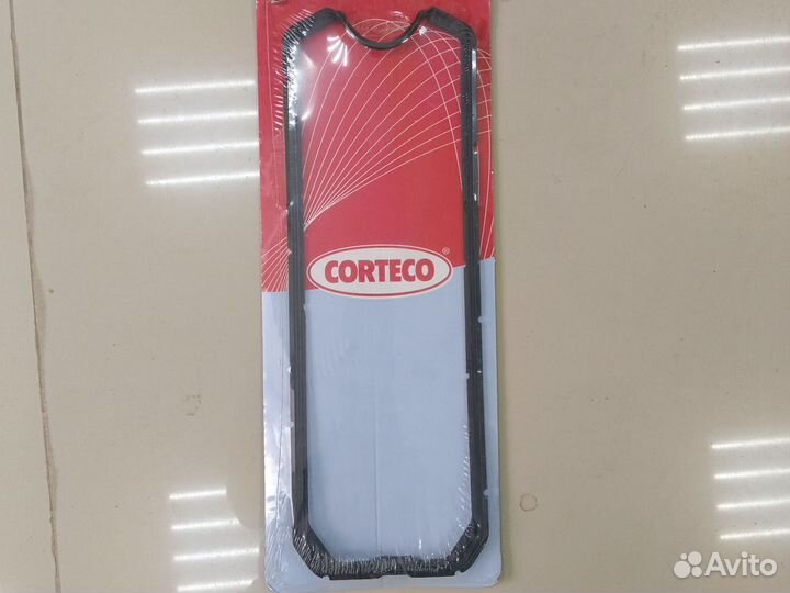 Прокладка клапанной крышки\ Audi 80, VW Passat/Gol