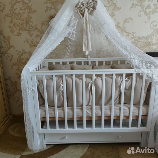 Кровать Лель с маятником,матрасом и постельным