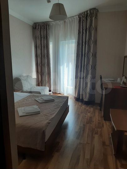 Гостиница, 1200 м²