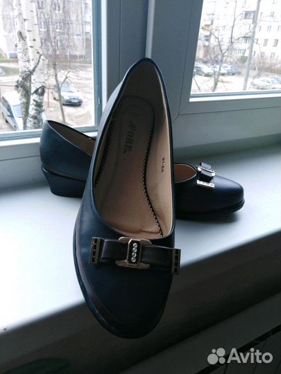 Женские туфли