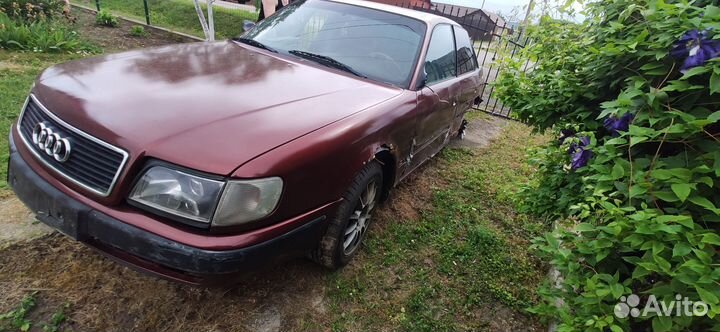 Запчасти на audi 100 c4