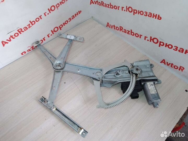 Стеклоподъемник передний правый Opel Astra H