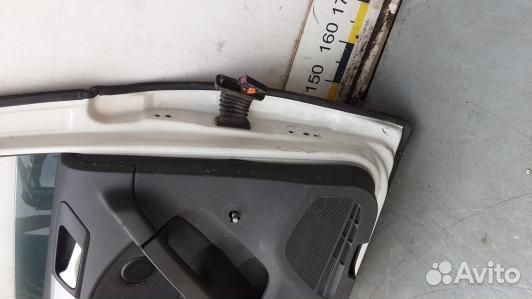 Дверь задняя левая volkswagen golf 6 (CDN02FG01)