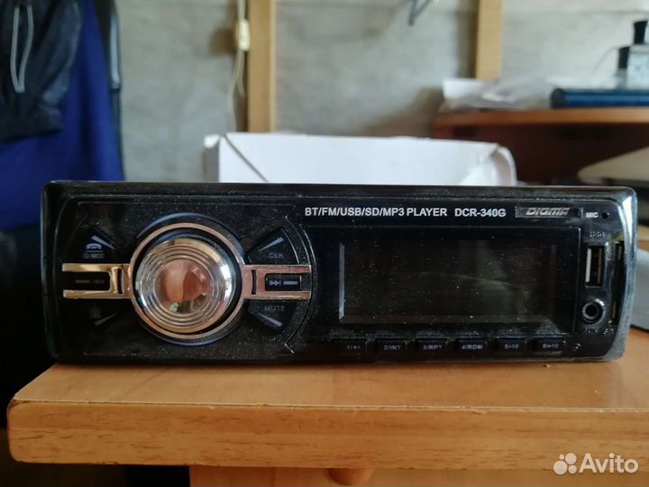 Автомобильный MP3/USB ресивер Digma