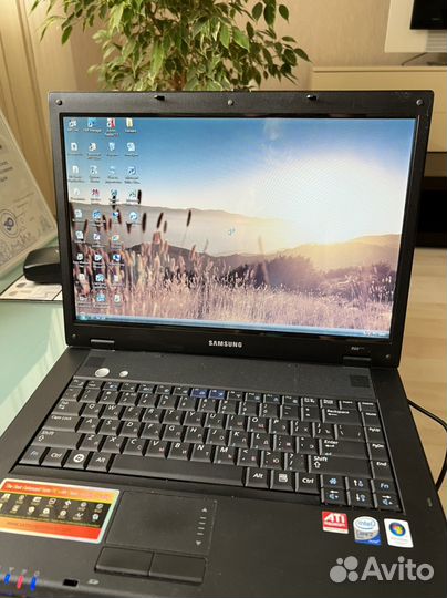 Samsung ноутбук