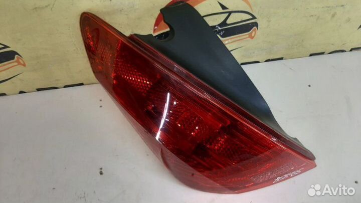 Фонарь задний левый Peugeot 308 хэтчбек 2007-2015