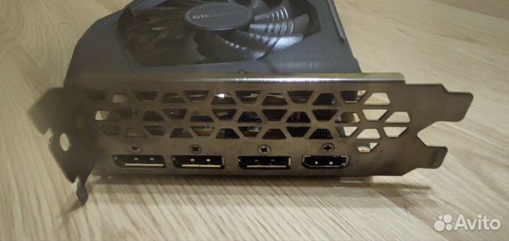 Видеокарта Gigabyte RX5500XT 8G