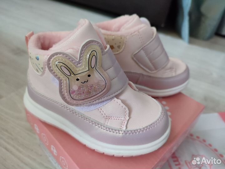 Ботиночки утеплённые для девочки 22размер