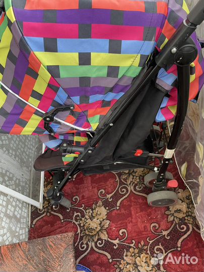 Прогулочная коляска